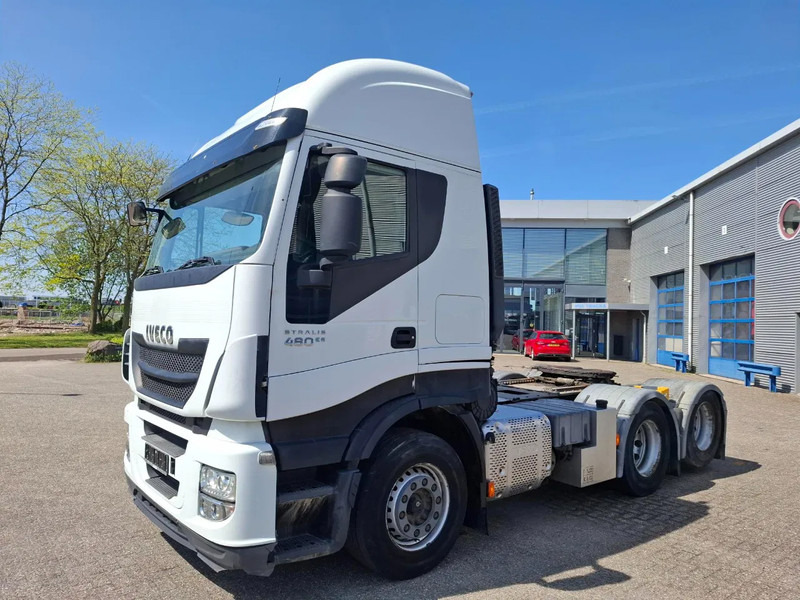 Iveco Stralis 440 / HYDRAULICS / BOOGIE / FRIDGE / 2XBED / 620664 KM / AIRCO / AUTOMATIC / EURO-6 / 2015 - Tegljač: slika 1 Iveco Stralis 440 / HYDRAULICS / BOOGIE / FRIDGE / 2XBED / 620664 KM / AIRCO / AUTOMATIC / EURO-6 / 2015 - Tegljač: slika 1