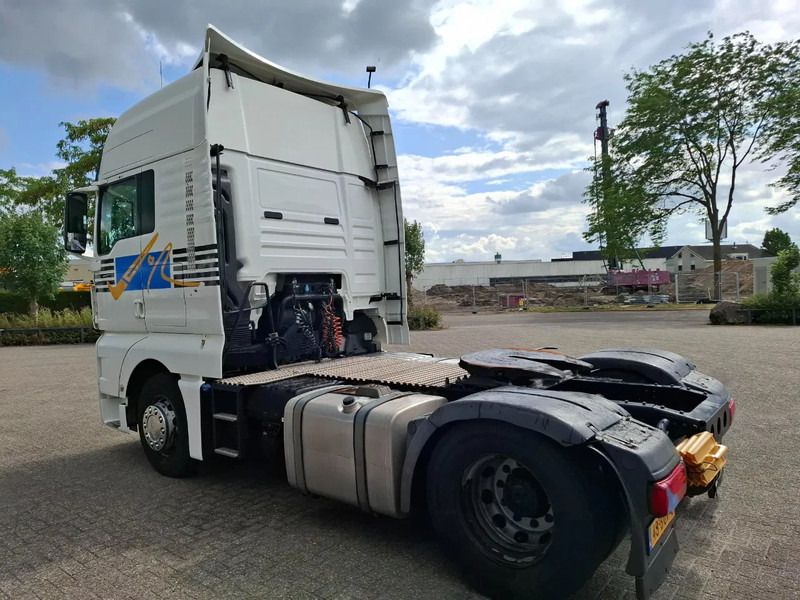 MAN TGX 18.440 / NL TRUCK / TUV:20-02-2026 / DOUBLE TANK / NAVI / FRIDGE / MICROWAVE / ACC / LWDS / AUTOMATIC / EURO-6 / 2016 - Tegljač: slika 3 MAN TGX 18.440 / NL TRUCK / TUV:20-02-2026 / DOUBLE TANK / NAVI / FRIDGE / MICROWAVE / ACC / LWDS / AUTOMATIC / EURO-6 / 2016 - Tegljač: slika 3