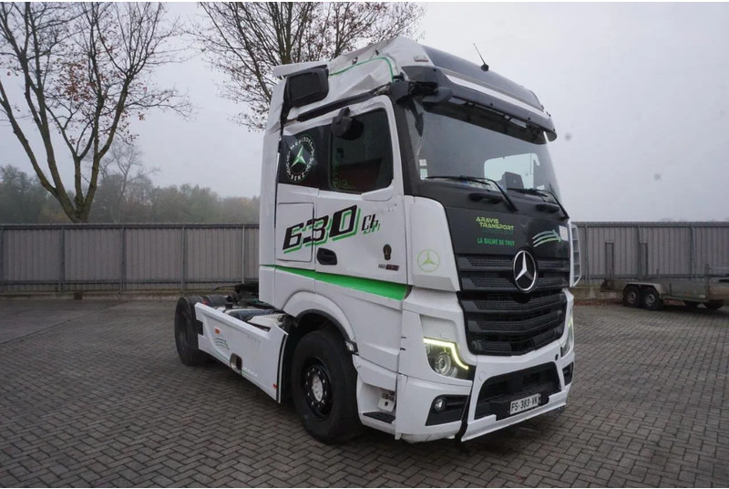 Mercedes-Benz ACTROS 1863 / ENGINE RUNNING / RETARDER/ HYDRAULICS / ONLY: 268593KM / GIGA-SPACE / MIRRORCAM / AUTOMATIC / EURO-6 / 2020 - Tegljač: slika 2 Mercedes-Benz ACTROS 1863 / ENGINE RUNNING / RETARDER/ HYDRAULICS / ONLY: 268593KM / GIGA-SPACE / MIRRORCAM / AUTOMATIC / EURO-6 / 2020 - Tegljač: slika 2