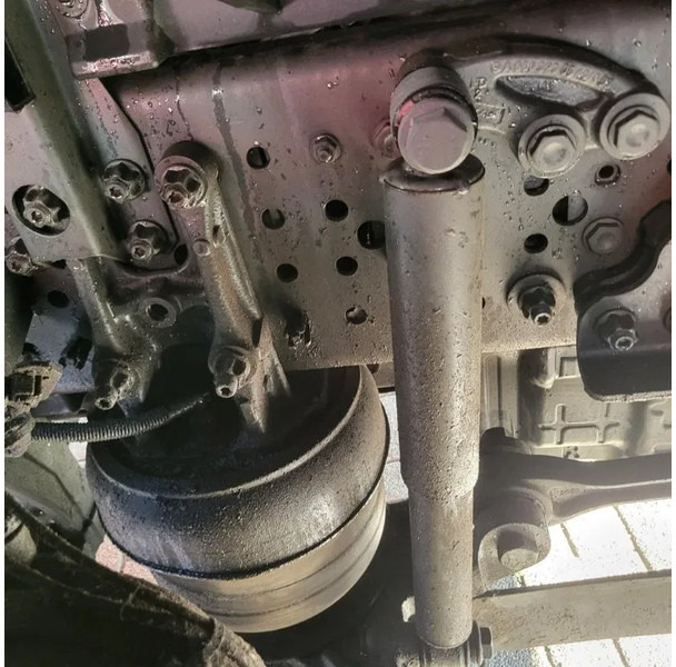 Tegljač Mercedes-Benz ACTROS 1863 / ENGINE RUNNING / RETARDER / PARK-COOL /HYDRAULICS / ONLY: 268593KM / GIGA-SPACE / MIRRORCAM / AUTOMATIC / EURO-6 /: slika 19