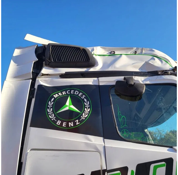 Tegljač Mercedes-Benz ACTROS 1863 / ENGINE RUNNING / RETARDER / PARK-COOL /HYDRAULICS / ONLY: 268593KM / GIGA-SPACE / MIRRORCAM / AUTOMATIC / EURO-6 /: slika 10