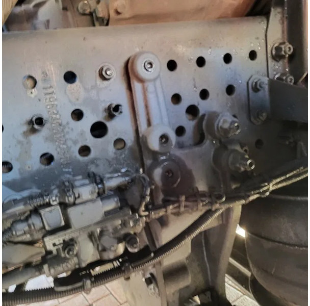 Tegljač Mercedes-Benz ACTROS 1863 / ENGINE RUNNING / RETARDER / PARK-COOL /HYDRAULICS / ONLY: 268593KM / GIGA-SPACE / MIRRORCAM / AUTOMATIC / EURO-6 /: slika 20