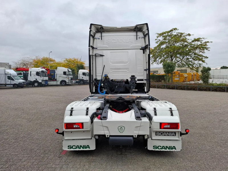 Scania NGS R580 V8 / RETARDER / HYDRAULICS / ONLY:748805 KM / FULL-AIR / SMART TACHO / ALCOA / LEATHER / SIDESKIRTS / EURO-6 / 2019 - Tegljač: slika 4 Scania NGS R580 V8 / RETARDER / HYDRAULICS / ONLY:748805 KM / FULL-AIR / SMART TACHO / ALCOA / LEATHER / SIDESKIRTS / EURO-6 / 2019 - Tegljač: slika 4
