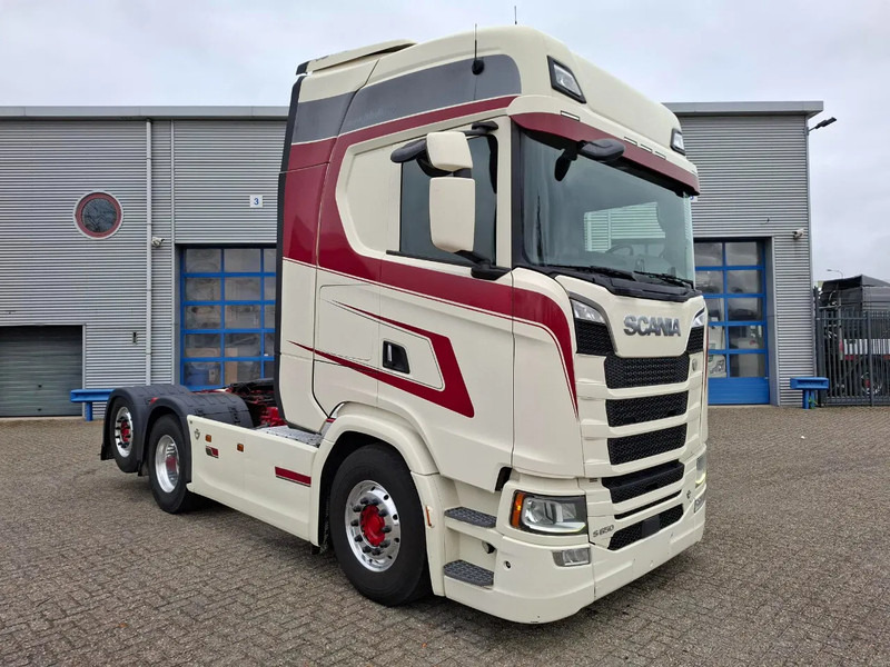 Scania NGS S650 V8 / RETARDER / 633397 KM / 9 TON FRONT AXELE / FULL-AIR / INLINER / FULL SPOILER / LEATHER / ALCOA / NAVI / FRIDGE / E - Tegljač: slika 2 Scania NGS S650 V8 / RETARDER / 633397 KM / 9 TON FRONT AXELE / FULL-AIR / INLINER / FULL SPOILER / LEATHER / ALCOA / NAVI / FRIDGE / E - Tegljač: slika 2