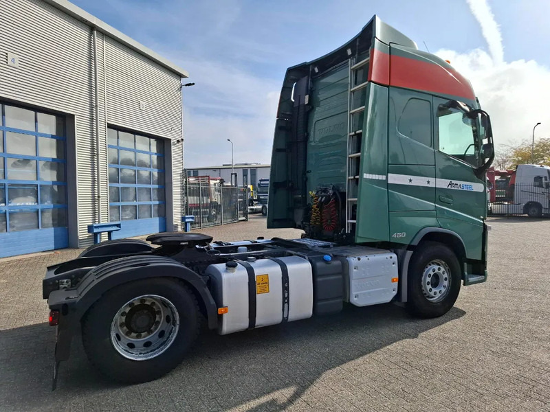Volvo FH4-460 / VEB+ / DOUBLE TANK / FRIDGE / AIRCO / AUTOMATIC / EURO-6 / 2014 - Tegljač: slika 5 Volvo FH4-460 / VEB+ / DOUBLE TANK / FRIDGE / AIRCO / AUTOMATIC / EURO-6 / 2014 - Tegljač: slika 5