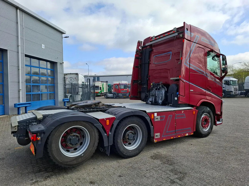 Volvo FH4-540 / 6X4 / BIG AXLE / HYDRAULICS / VEB+ / DYNAMIC STEERING / NAVI / ACC / LWDS / FULL-AIR / LEATHER / AUTOMATIC / EURO-6 / - Tegljač: slika 5 Volvo FH4-540 / 6X4 / BIG AXLE / HYDRAULICS / VEB+ / DYNAMIC STEERING / NAVI / ACC / LWDS / FULL-AIR / LEATHER / AUTOMATIC / EURO-6 / - Tegljač: slika 5