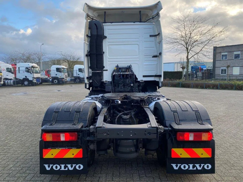 Volvo FM11-370 / GERMAN TRUCK / KB CHASSIS / VEB / ACC / LWDS / DOUBLE TANK / ONLY:763562 KM / AIRCO / AUTOMATIC / EURO-6 / 2018 - Tegljač: slika 4 Volvo FM11-370 / GERMAN TRUCK / KB CHASSIS / VEB / ACC / LWDS / DOUBLE TANK / ONLY:763562 KM / AIRCO / AUTOMATIC / EURO-6 / 2018 - Tegljač: slika 4