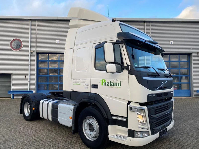 Volvo FM11-370 / GERMAN TRUCK / KB CHASSIS / VEB / ACC / LWDS / DOUBLE TANK / ONLY:763562 KM / AIRCO / AUTOMATIC / EURO-6 / 2018 - Tegljač: slika 2 Volvo FM11-370 / GERMAN TRUCK / KB CHASSIS / VEB / ACC / LWDS / DOUBLE TANK / ONLY:763562 KM / AIRCO / AUTOMATIC / EURO-6 / 2018 - Tegljač: slika 2