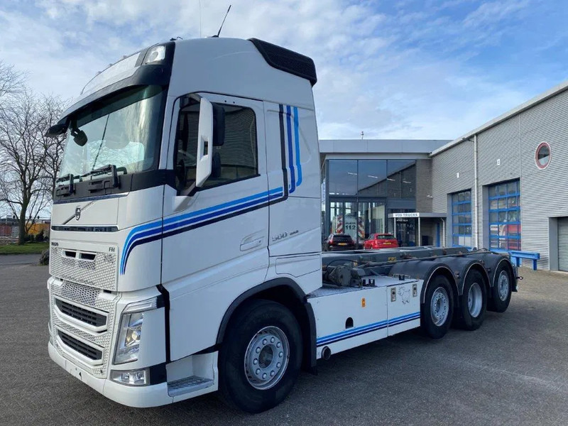 Volvo FH4-500 / 8X2 / VEB+ / DYNAMIC STEERING / FULL-AIR / 2XLIFT+LENKACHSE / TOP CONDITION / ONLY:488030KM / AUTOMATIC / EURO-6 / 201 - Kamion sa kablovskim sistemom: slika 2 Volvo FH4-500 / 8X2 / VEB+ / DYNAMIC STEERING / FULL-AIR / 2XLIFT+LENKACHSE / TOP CONDITION / ONLY:488030KM / AUTOMATIC / EURO-6 / 201 - Kamion sa kablovskim sistemom: slika 2