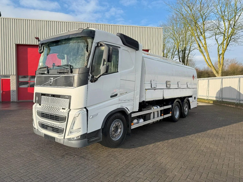Volvo FH5-500 6X2 / ENGINE RUNNING / LIFT+LENKACHSE / FULL AIR / ADR / EUROTANK / 9-TON FRONT AXLE / EURO-6 / 2022 - Kamion cisterna: slika 1 Volvo FH5-500 6X2 / ENGINE RUNNING / LIFT+LENKACHSE / FULL AIR / ADR / EUROTANK / 9-TON FRONT AXLE / EURO-6 / 2022 - Kamion cisterna: slika 1