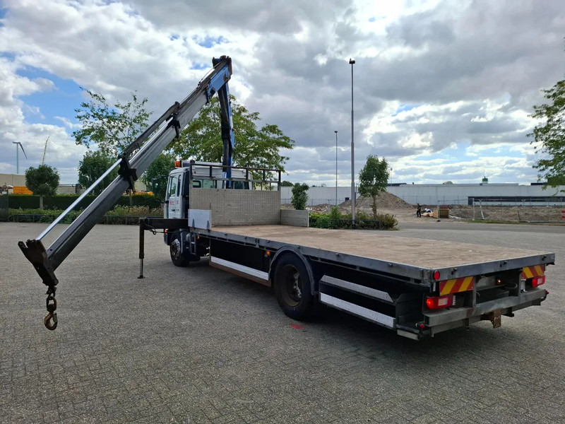 Volvo FL6-220 / HMF 910 / REMOTE / ONLY:493620 KM / AIRCO / FULL-AIR / MANUAL / EURO-3 / 2003 - Kamion sa dizalicom: slika 3 Volvo FL6-220 / HMF 910 / REMOTE / ONLY:493620 KM / AIRCO / FULL-AIR / MANUAL / EURO-3 / 2003 - Kamion sa dizalicom: slika 3