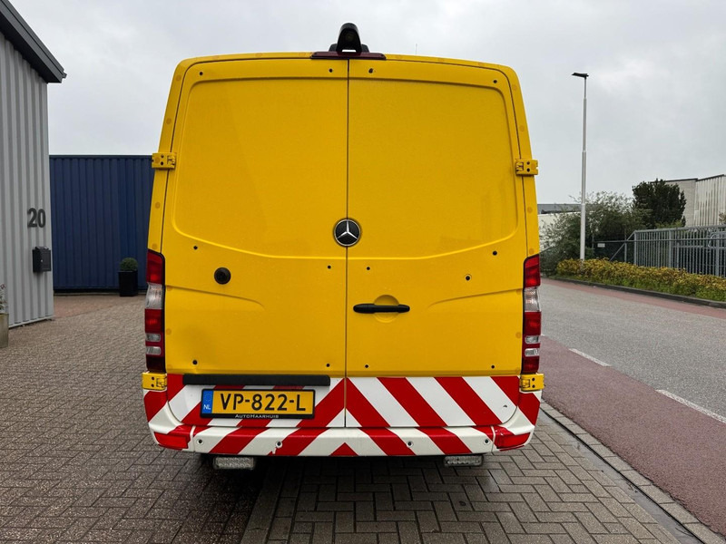 Mercedes-Benz 319 L2/H1 BF3 Begleit-/Convooi-/Begleiding-/Camper - Furgon: slika 4 Mercedes-Benz 319 L2/H1 BF3 Begleit-/Convooi-/Begleiding-/Camper - Furgon: slika 4