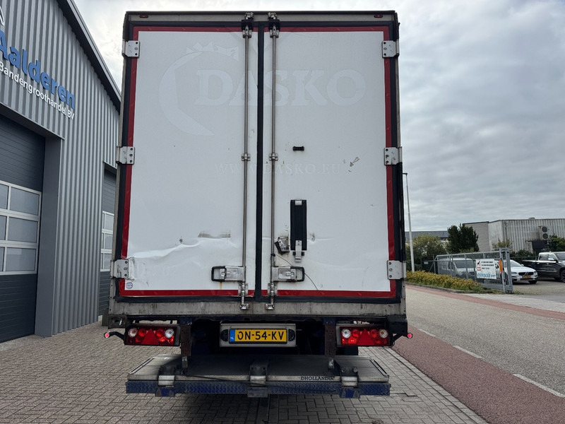 Schmitz Cargobull SCB*S3B Lift- & Steeraxle, Thermo-King SMX, Taillift 2.0 Ton - Poluprikolica hladnjače: slika 4 Schmitz Cargobull SCB*S3B Lift- & Steeraxle, Thermo-King SMX, Taillift 2.0 Ton - Poluprikolica hladnjače: slika 4