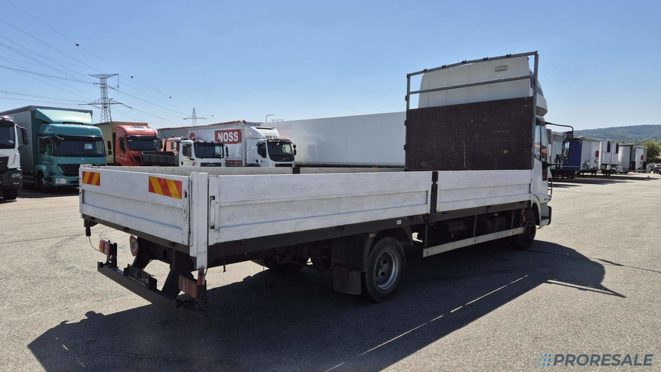 IVECO EUROCARGO ML 80E17 - valník - Kamion sa tovarnim sandukom: slika 3 IVECO EUROCARGO ML 80E17 - valník - Kamion sa tovarnim sandukom: slika 3