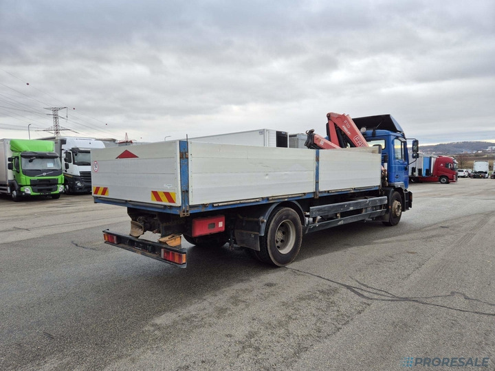 MAN ME 18.280 EURO 3 valník + hydraulická ruka FASSI F110A.23 - Kamion sa tovarnim sandukom, Kamion sa dizalicom: slika 4 MAN ME 18.280 EURO 3 valník + hydraulická ruka FASSI F110A.23 - Kamion sa tovarnim sandukom, Kamion sa dizalicom: slika 4