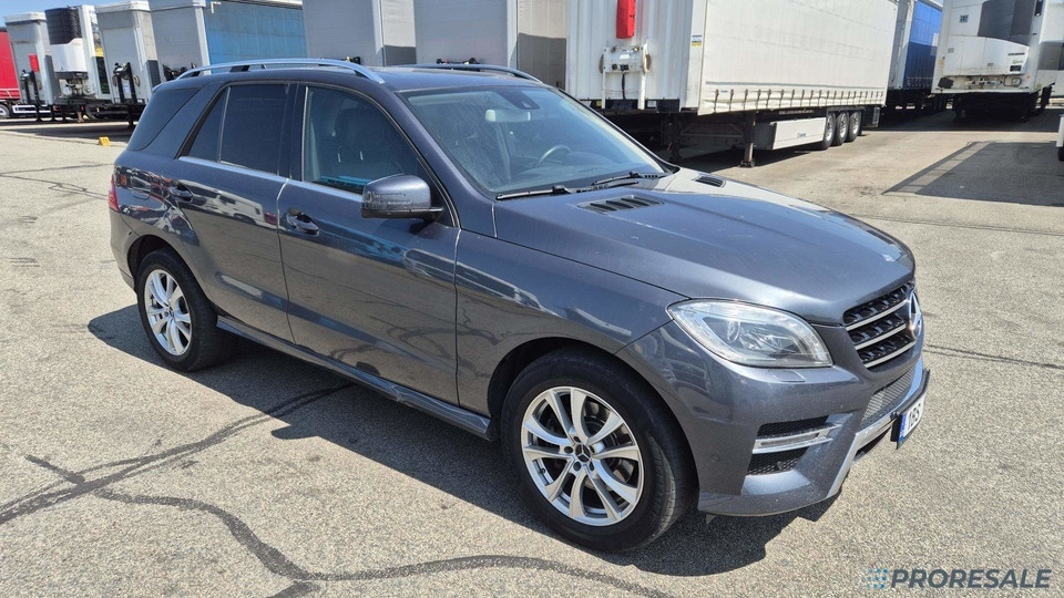 MERCEDES-BENZ ML 350 BLUETEC 4MATIC - Automobil: slika 1 MERCEDES-BENZ ML 350 BLUETEC 4MATIC - Automobil: slika 1