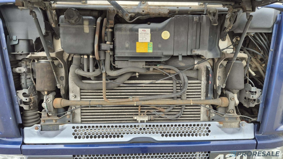 Kamion sa zatvorenim sandukom SCANIA R124 LB 6X2 EURO 3 - skříňový + hydraulické čelo: slika 10