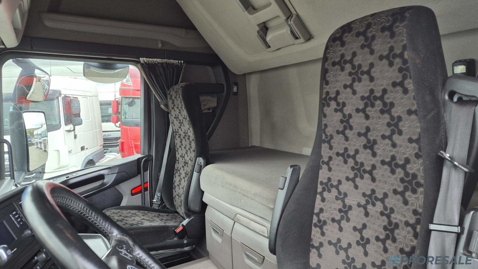 SCANIA R450 N323 NGS TOP LINE EURO 6 - Tegljač: slika 5 SCANIA R450 N323 NGS TOP LINE EURO 6 - Tegljač: slika 5