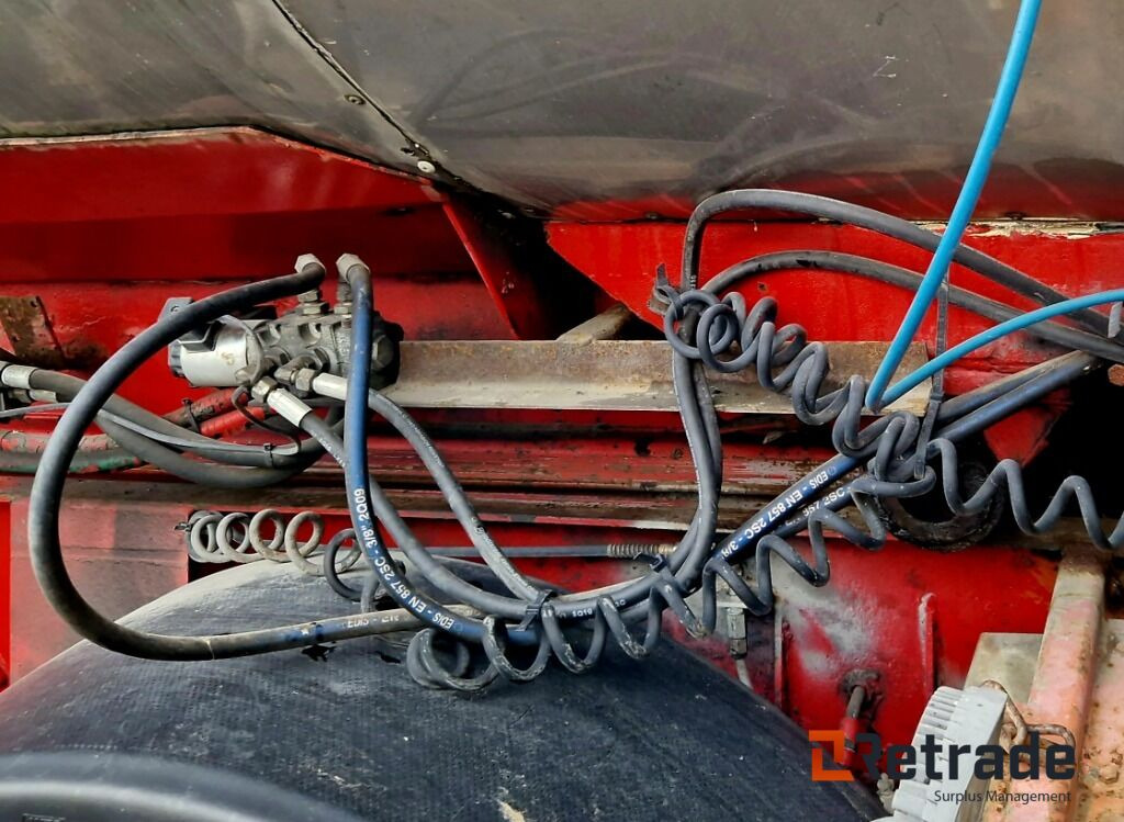 Asfalt- Semi komplett -Nor Slep 1998 - Poluprikolica istovarivača: slika 4 Asfalt- Semi komplett -Nor Slep 1998 - Poluprikolica istovarivača: slika 4