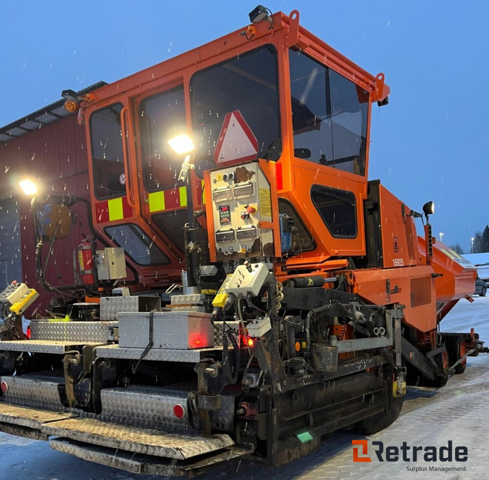 Dynapac F121-6WD - Građevinska mašina: slika 4 Dynapac F121-6WD - Građevinska mašina: slika 4