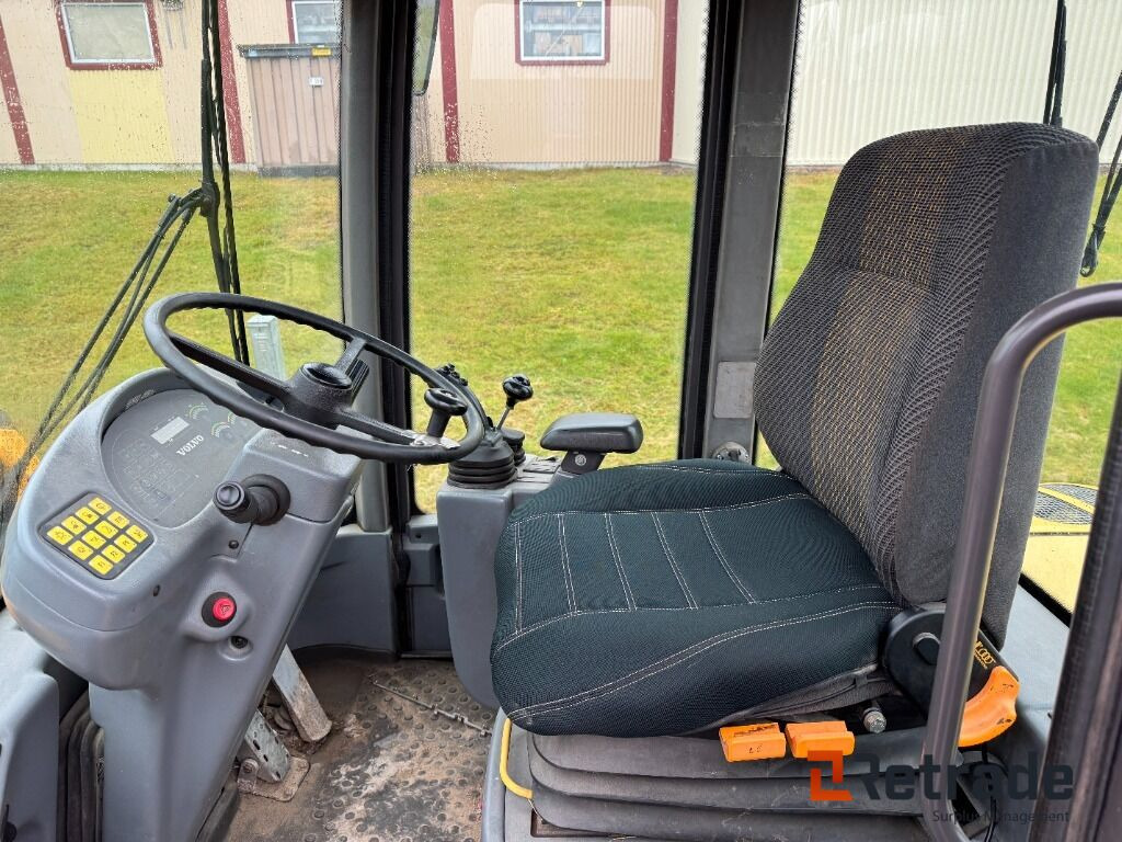 Hjullastare Volvo L40B - TP/S - Građevinska mašina: slika 5 Hjullastare Volvo L40B - TP/S - Građevinska mašina: slika 5