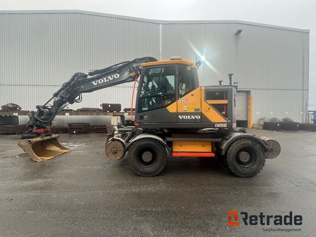 Wheel Loader Volvo EWR150E High Rail 3D - Građevinska mašina: slika 1 Wheel Loader Volvo EWR150E High Rail 3D - Građevinska mašina: slika 1