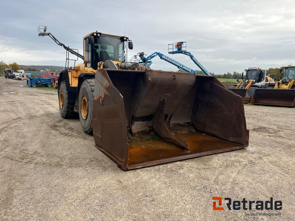 Hjul læsser VOLVO LG -250 Gummihjuls læsser - Utovarivač točkaš: slika 3 Hjul læsser VOLVO LG -250 Gummihjuls læsser - Utovarivač točkaš: slika 3