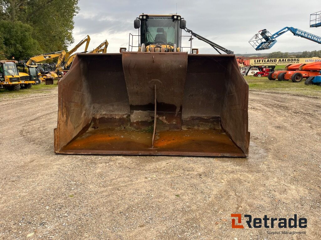 Hjul læsser VOLVO LG -250 Gummihjuls læsser - Utovarivač točkaš: slika 2 Hjul læsser VOLVO LG -250 Gummihjuls læsser - Utovarivač točkaš: slika 2