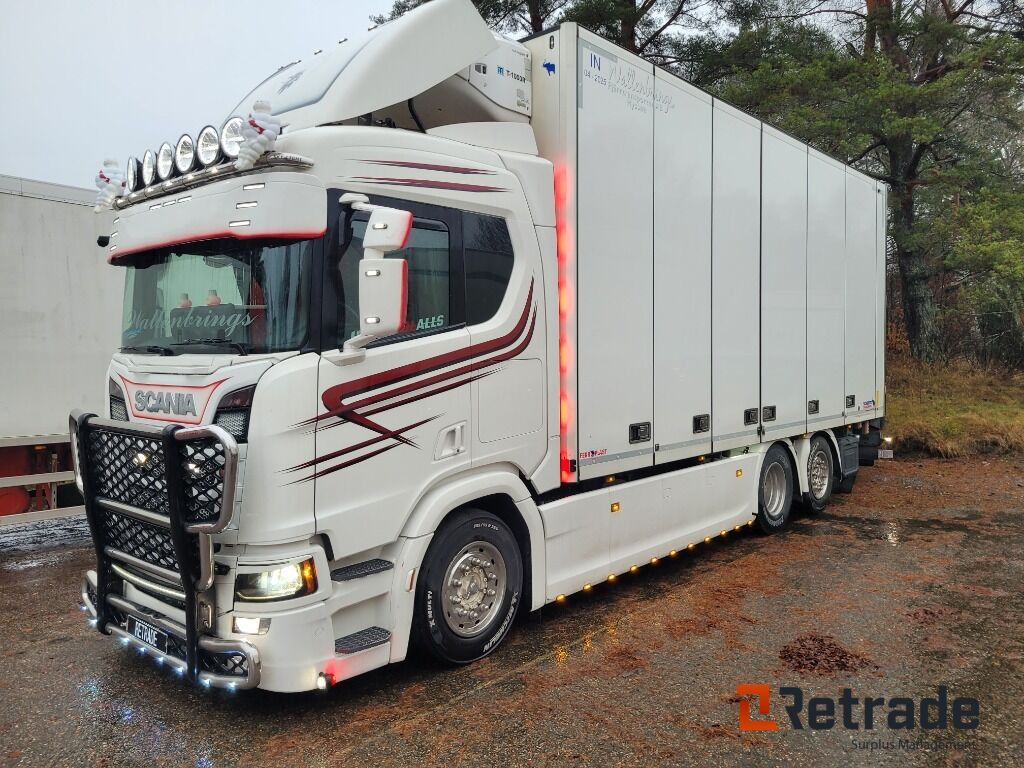 Kylbil Skåpbil med öppningsbar sida SCANIA NextGen R450 6x2*4 -2019 - Hladnjača: slika 1 Kylbil Skåpbil med öppningsbar sida SCANIA NextGen R450 6x2*4 -2019 - Hladnjača: slika 1