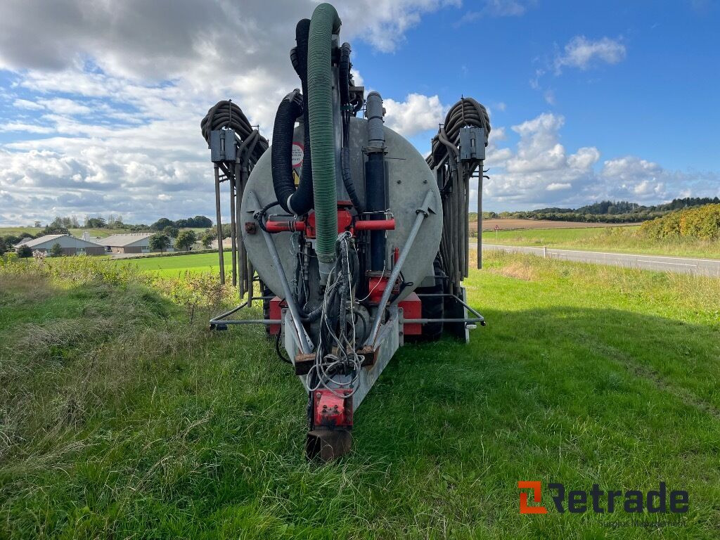 Landbrugsudstyr KIMADAN B 20000 Gyllevogn med slæbeslanger - Cisterna za osoku: slika 2 Landbrugsudstyr KIMADAN B 20000 Gyllevogn med slæbeslanger - Cisterna za osoku: slika 2