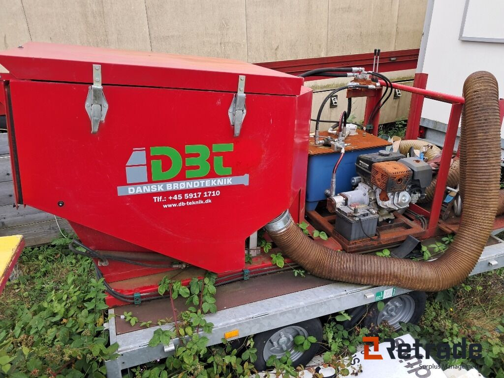 Løvsuger på trailer - Baštenska oprema: slika 4 Løvsuger på trailer - Baštenska oprema: slika 4