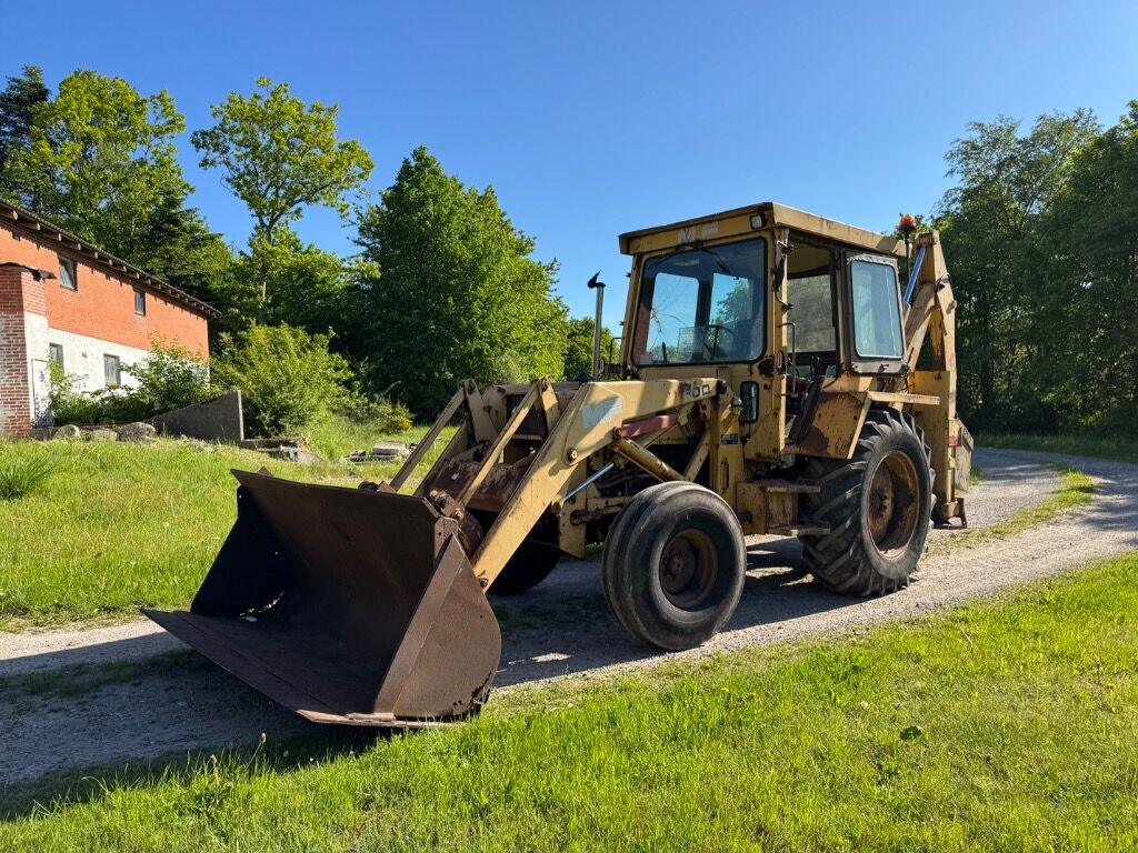 MF 50D Rendegraver - Bager utovarivač: slika 1 MF 50D Rendegraver - Bager utovarivač: slika 1