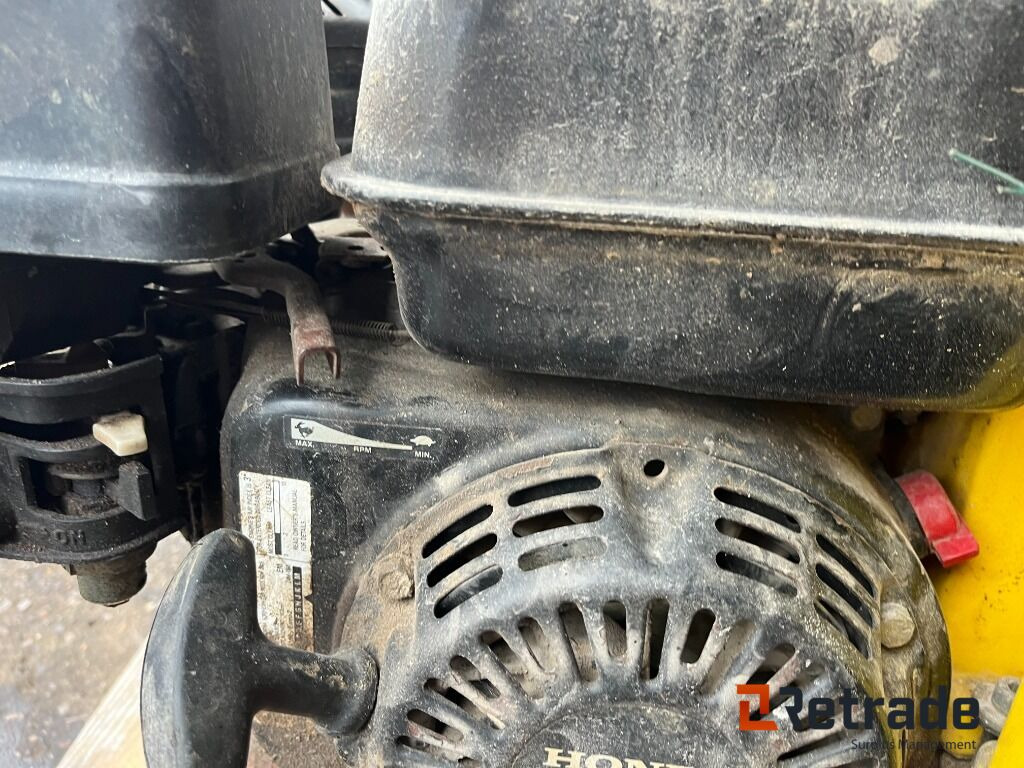 Pladevibrator Wacker/Neuson Plade vibrator - Građevinska oprema: slika 5 Pladevibrator Wacker/Neuson Plade vibrator - Građevinska oprema: slika 5