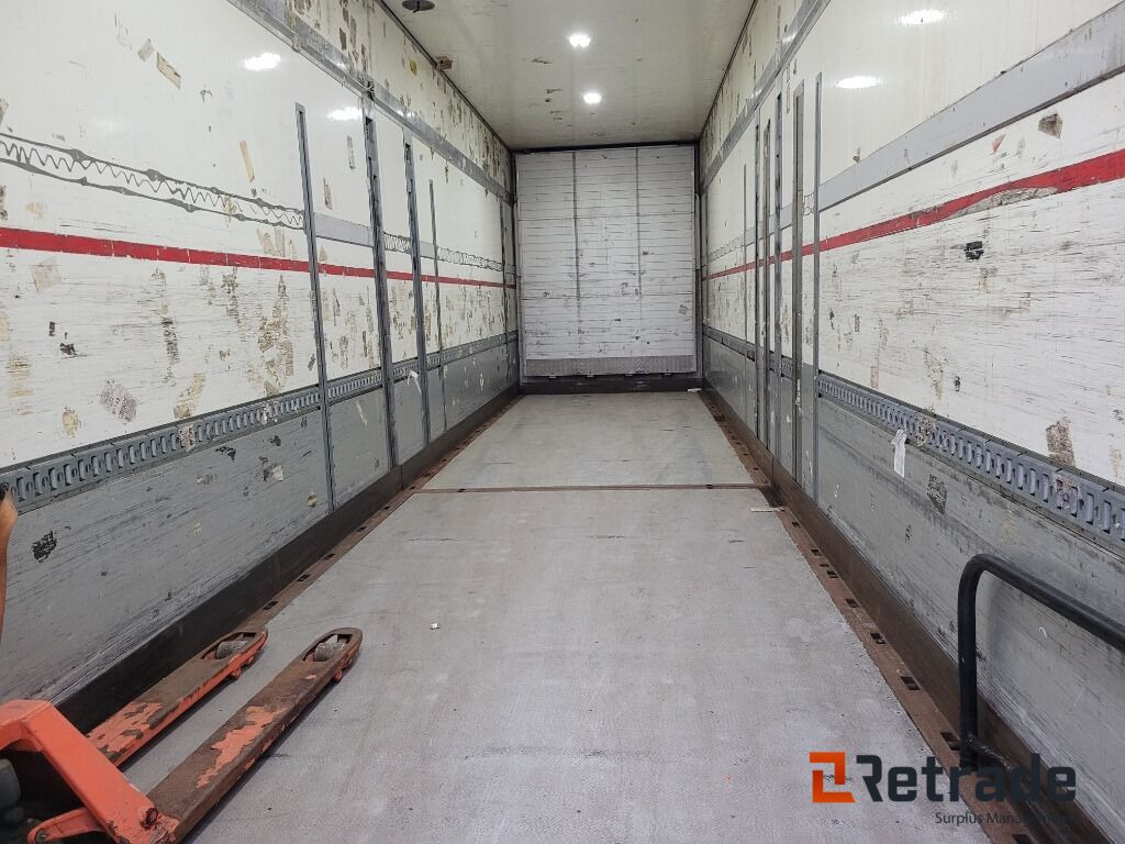 Släp / kylsläp HFR med SKAB dubbelplan skåp 4 axligt - Prikolica hladnjače: slika 5 Släp / kylsläp HFR med SKAB dubbelplan skåp 4 axligt - Prikolica hladnjače: slika 5