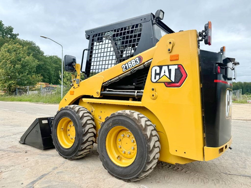 Cat 216B3 - New / Unused / Extra Hydraulic - Mini utovarivač: slika 3 Cat 216B3 - New / Unused / Extra Hydraulic - Mini utovarivač: slika 3