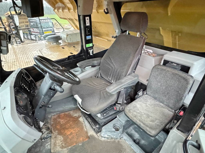 Kiper sa krutom šasijom/ Kiper za kamen Cat 777G - German Machine | TA1 report available: slika 7 Kiper sa krutom šasijom/ Kiper za kamen Cat 777G - German Machine | TA1 report available: slika 7