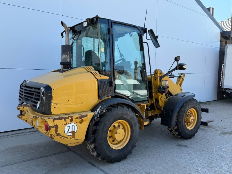 Cat 906H - Auto Greasing / Quick Coupler - Utovarivač točkaš: slika 5 Cat 906H - Auto Greasing / Quick Coupler - Utovarivač točkaš: slika 5