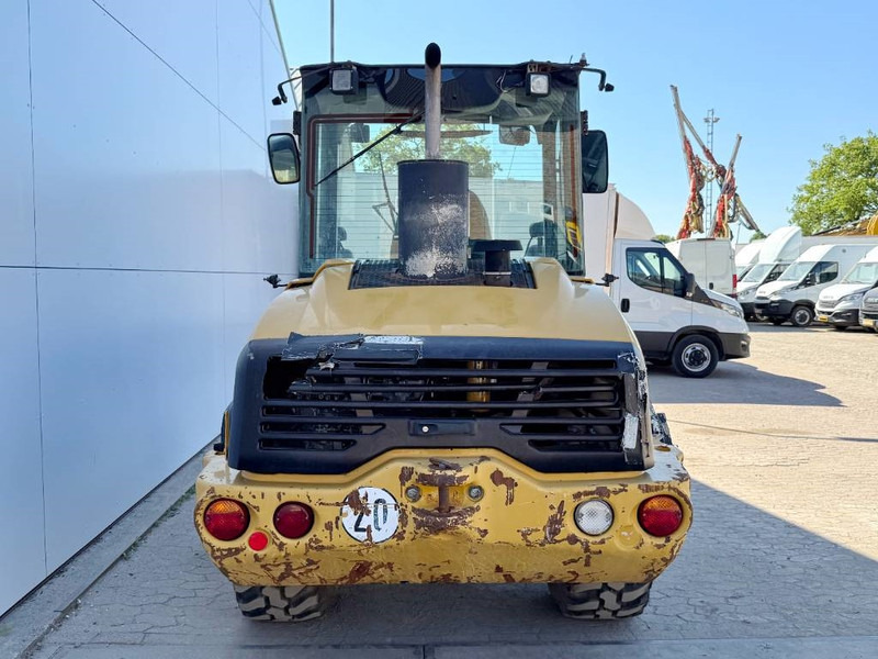 Cat 906H - Auto Greasing / Quick Coupler - Utovarivač točkaš: slika 4 Cat 906H - Auto Greasing / Quick Coupler - Utovarivač točkaš: slika 4