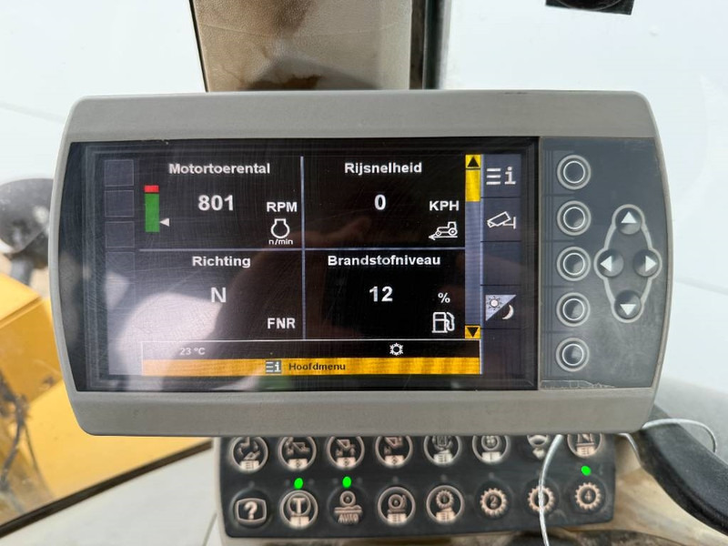 Utovarivač točkaš Cat 938K - German Machine / Automatic Greasing: slika 10 Utovarivač točkaš Cat 938K - German Machine / Automatic Greasing: slika 10