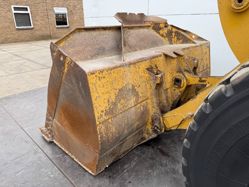 Utovarivač točkaš Cat 938K - German Machine / Automatic Greasing: slika 17 Utovarivač točkaš Cat 938K - German Machine / Automatic Greasing: slika 17