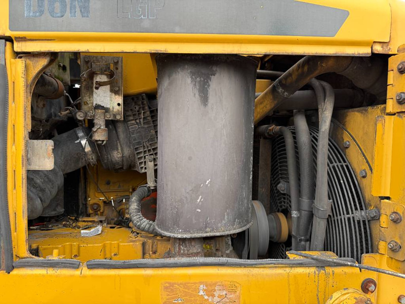 Buldožer Cat D6N LGP - Folding Blade / Ripper Valve / Airco: slika 19