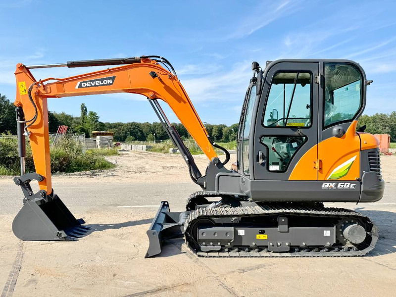 Develon DX60E-10N - New / Unused / 2024 Model - Mini bager: slika 1 Develon DX60E-10N - New / Unused / 2024 Model - Mini bager: slika 1
