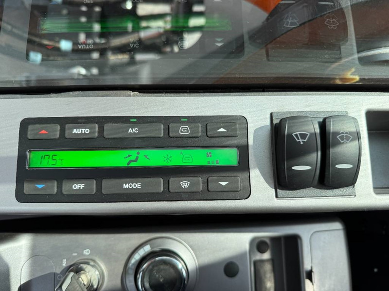 Bager guseničar Doosan Develon DX205 *2025 Model* - Unused / Hammer Lines: slika 14 Bager guseničar Doosan Develon DX205 *2025 Model* - Unused / Hammer Lines: slika 14