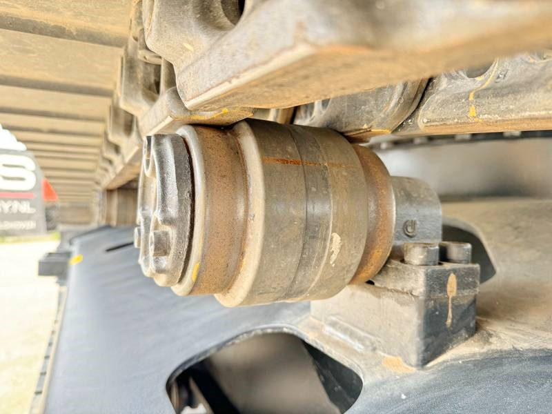 Novu Bager guseničar Hitachi ZX220LC-5G / 2025 ULTRA MODEL / ISUZU ENGINE: slika 16