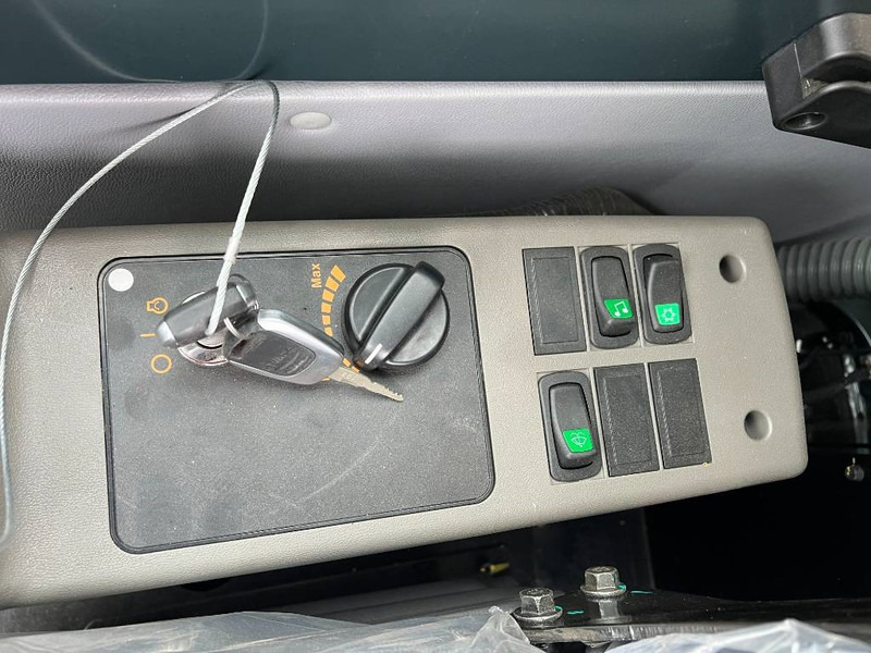 Bager guseničar Hyundai R140L - New / Unused / 2025 Model: slika 19