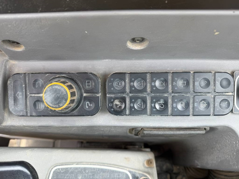 Mini bager JCB 48Z-1 - Hammer Lines / Quick Coupler: slika 13 Mini bager JCB 48Z-1 - Hammer Lines / Quick Coupler: slika 13