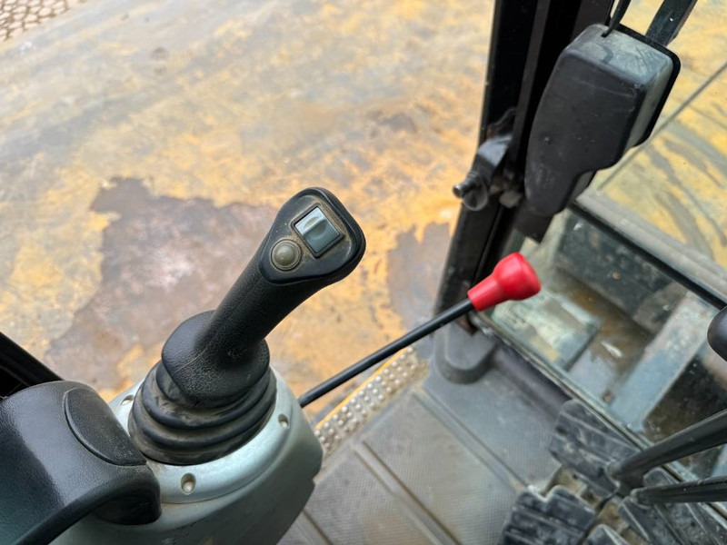 Mini bager JCB 48Z-1 - Hammer Lines / Quick Coupler: slika 10 Mini bager JCB 48Z-1 - Hammer Lines / Quick Coupler: slika 10