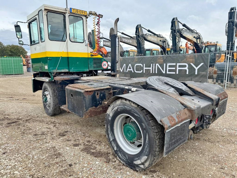 Kalmar PT122 - Top Condition / Cummins Engine - Terminalni traktor: slika 3 Kalmar PT122 - Top Condition / Cummins Engine - Terminalni traktor: slika 3
