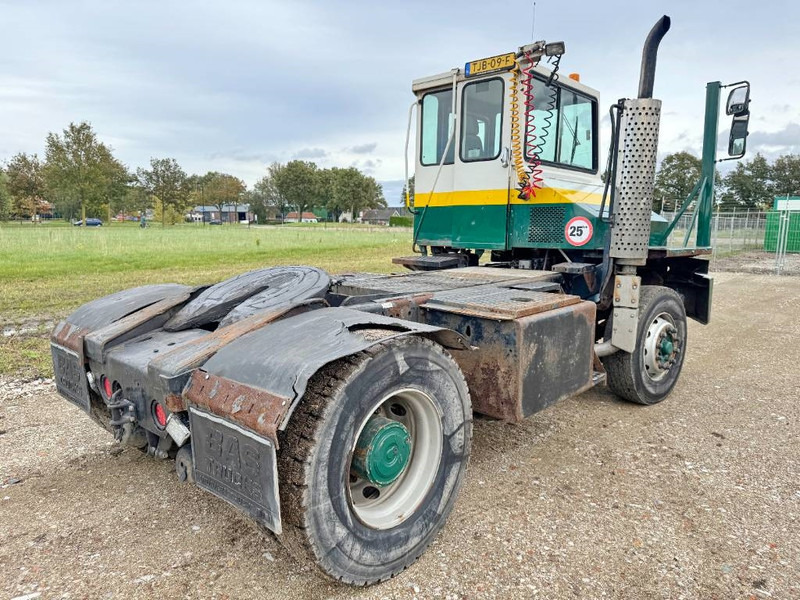 Kalmar PT122 - Top Condition / Cummins Engine - Terminalni traktor: slika 5 Kalmar PT122 - Top Condition / Cummins Engine - Terminalni traktor: slika 5