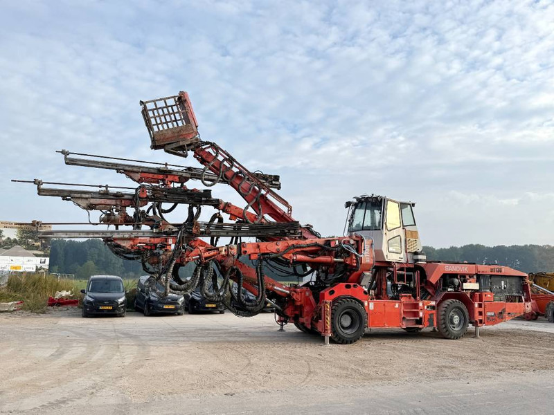 Sandvik DT1130-SC - 3x TB150 Drill Boom + Basket Boom - Veliki kamon za bušenje: slika 1 Sandvik DT1130-SC - 3x TB150 Drill Boom + Basket Boom - Veliki kamon za bušenje: slika 1